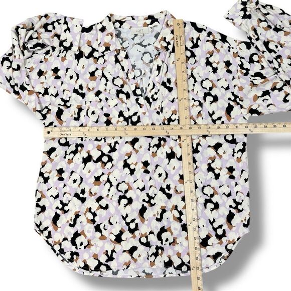 Loft Animal Print V Neck Pullover Tunic Blouse Shirt Lavender Multi Small - Picture 11 of 12